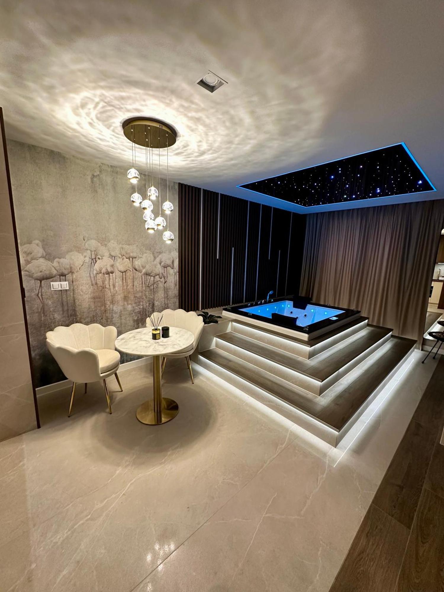 Masarska 8 Vip Apartamenty Jacuzzi クラクフ エクステリア 写真